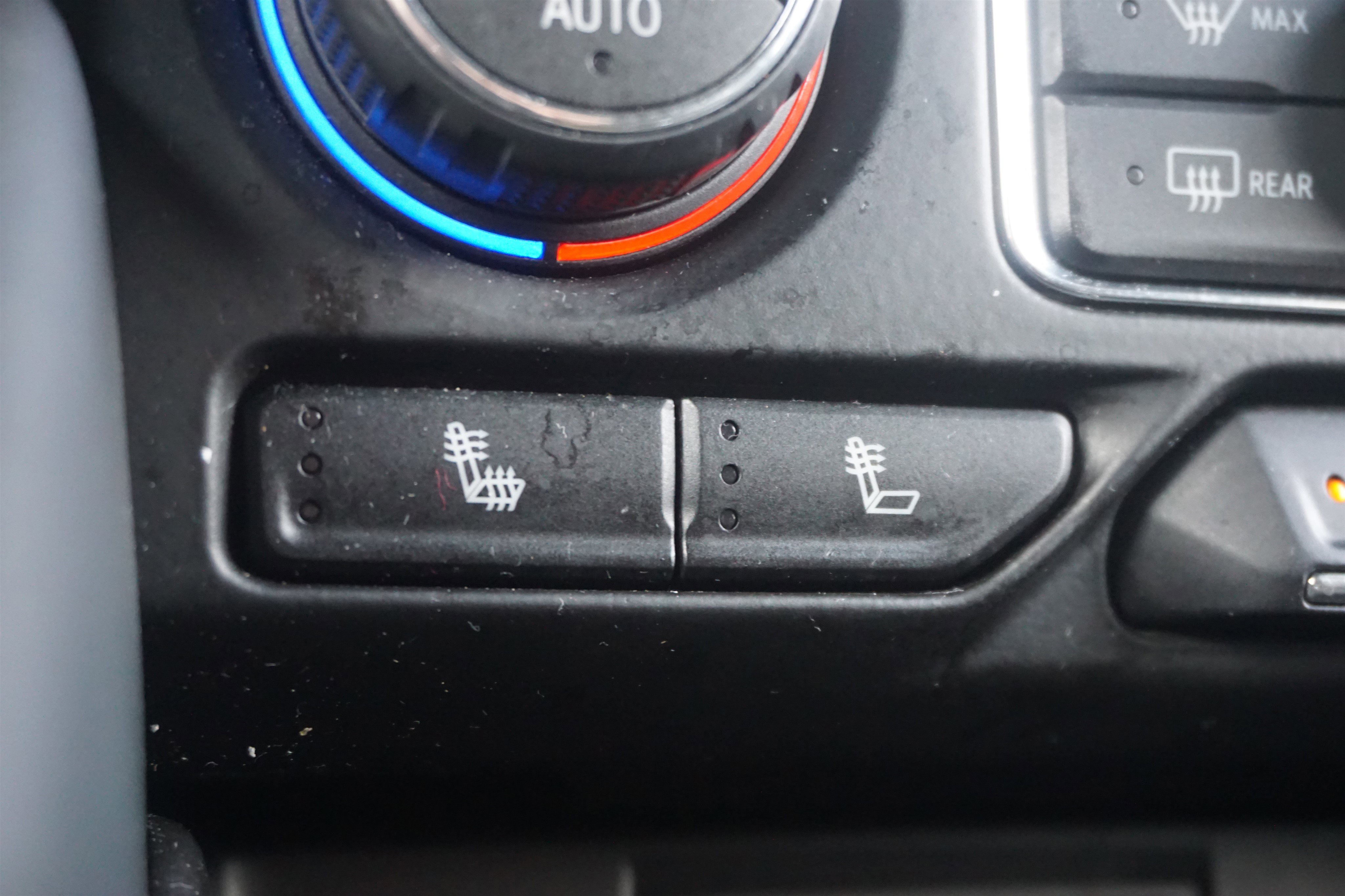 Used 2021 Chevrolet Tahoe RST w/ Luxury Package image 35