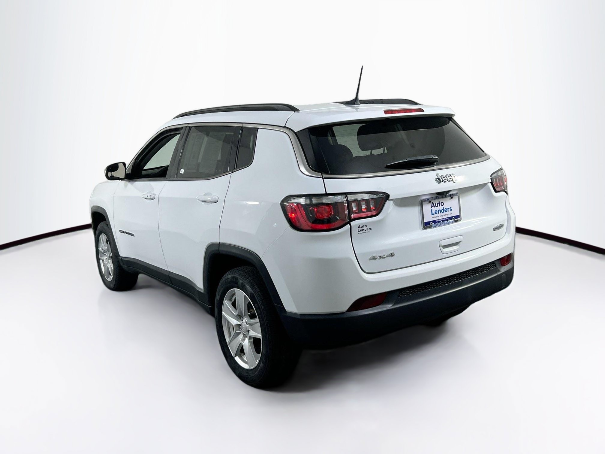 Used 2022 Jeep Compass Latitude AWD/4WD image 7