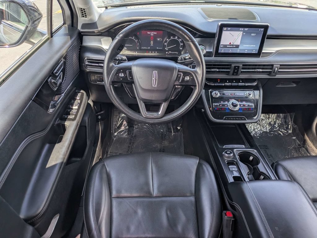 Used 2022 Lincoln Corsair AWD w/ Premium Package image 18