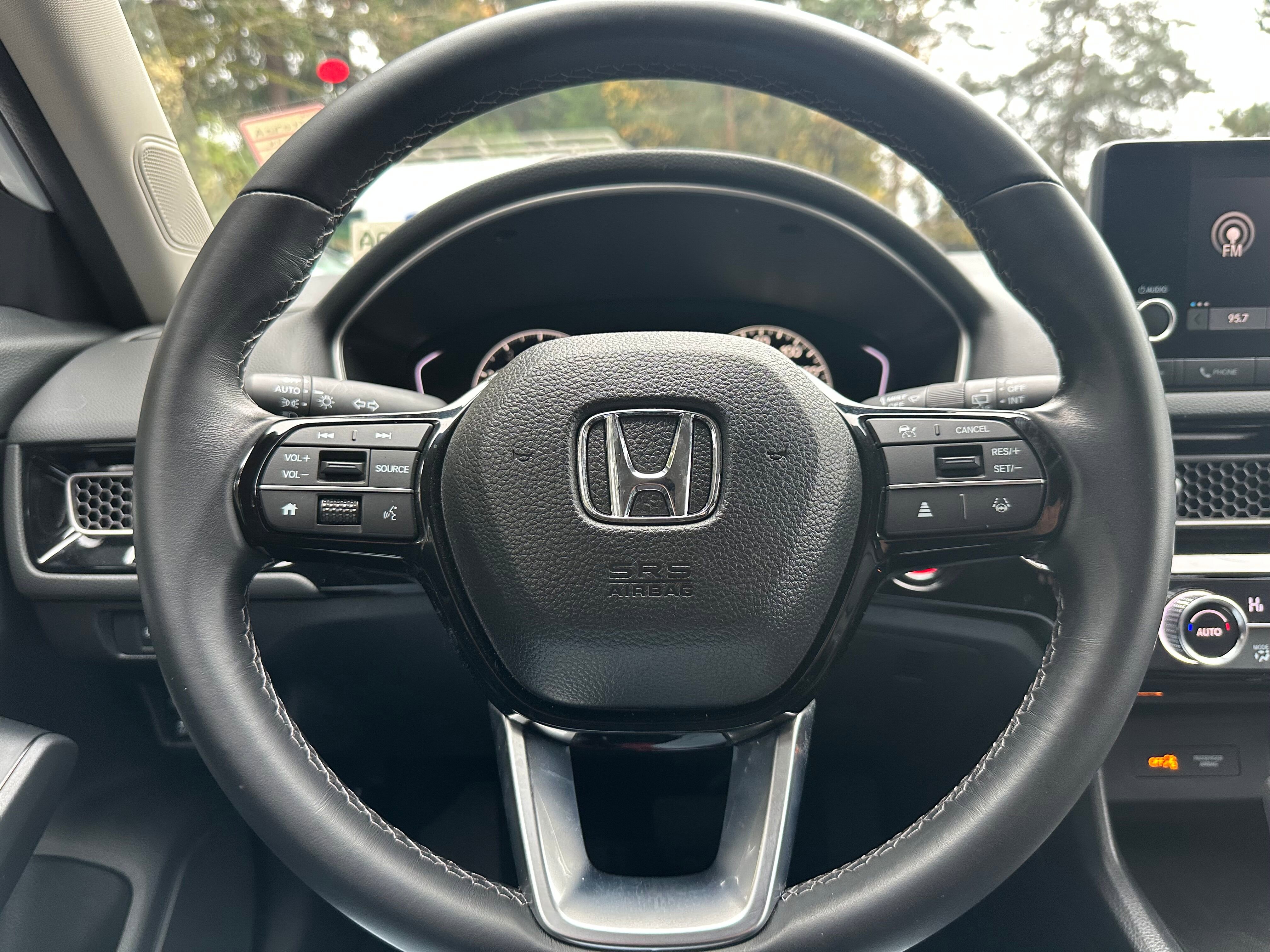 Used 2024 Honda Civic EX-L image 24