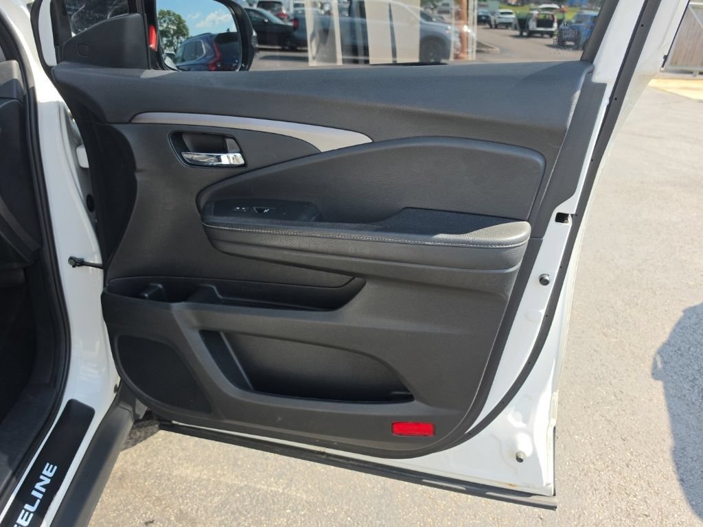 Certified 2023 Honda Ridgeline RTL image 29