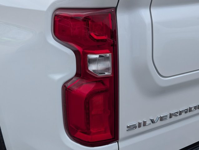 Used 2024 Chevrolet Silverado 1500 High Country AWD/4WD image 10