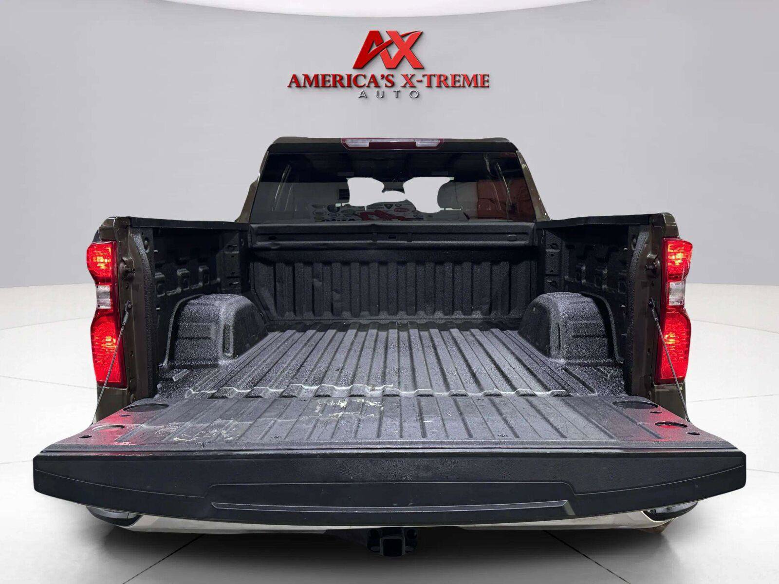 Used 2023 Chevrolet Silverado 1500 LT AWD/4WD image 61