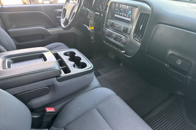 Used 2018 Chevrolet Silverado 1500 LT w/ All Star Edition image 15