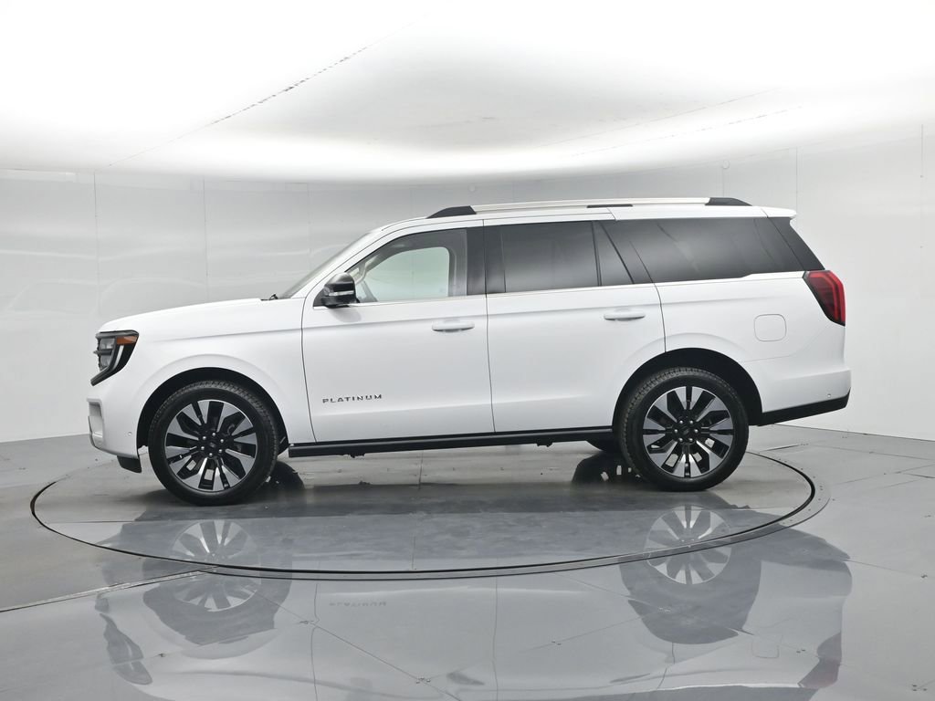 Certified 2025 Ford Expedition Platinum w/ Driver's Package AWD/4WD image 35