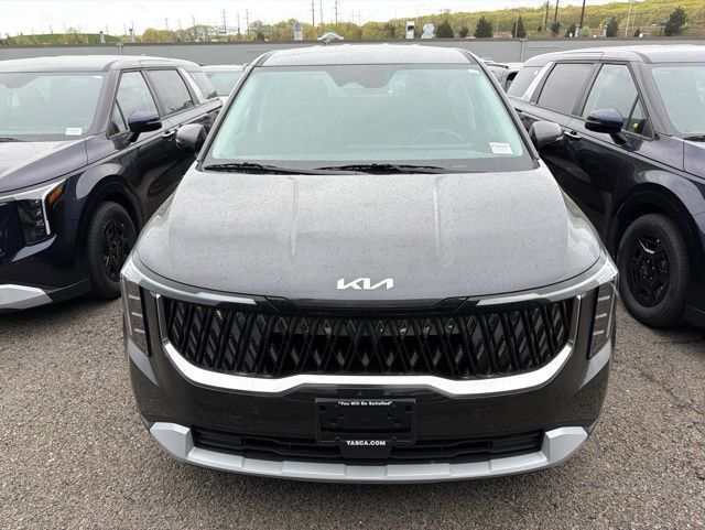 New 2026 Kia Carnival LX FWD image 2