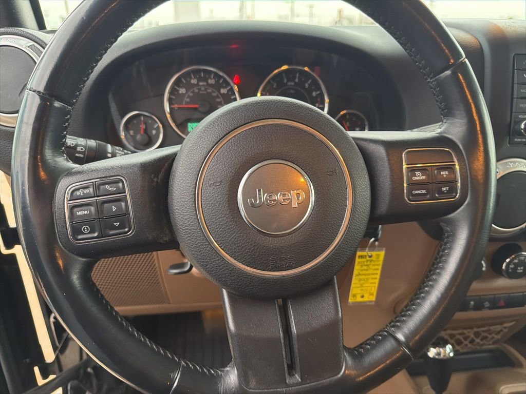 Used 2016 Jeep Wrangler Unlimited Sahara w/ Max Tow Package image 18