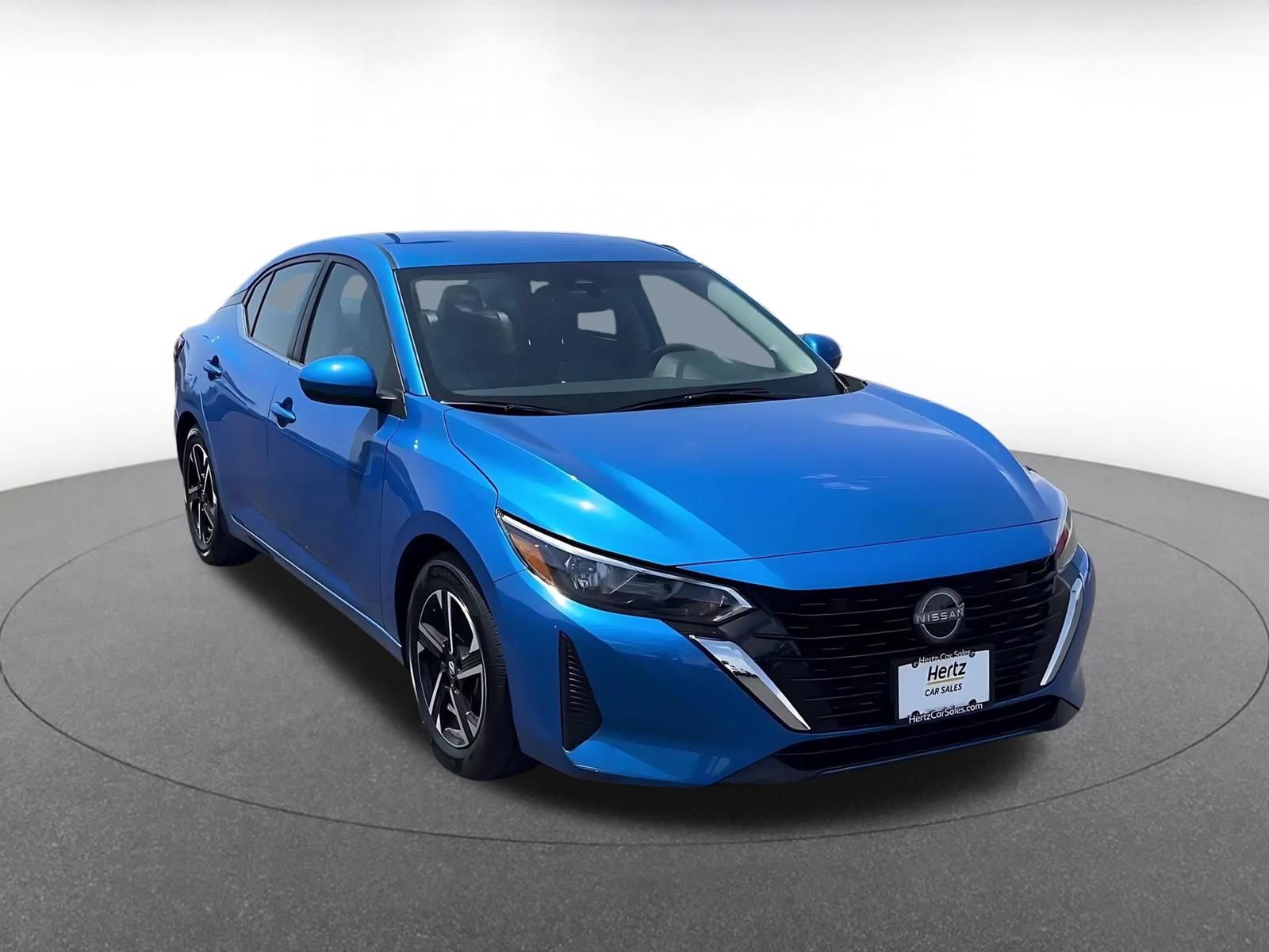 Used 2025 Nissan Sentra SV FWD image 3