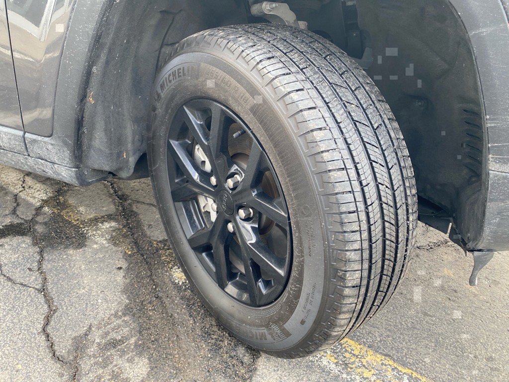 Used 2024 Jeep Grand Cherokee L Altitude image 25