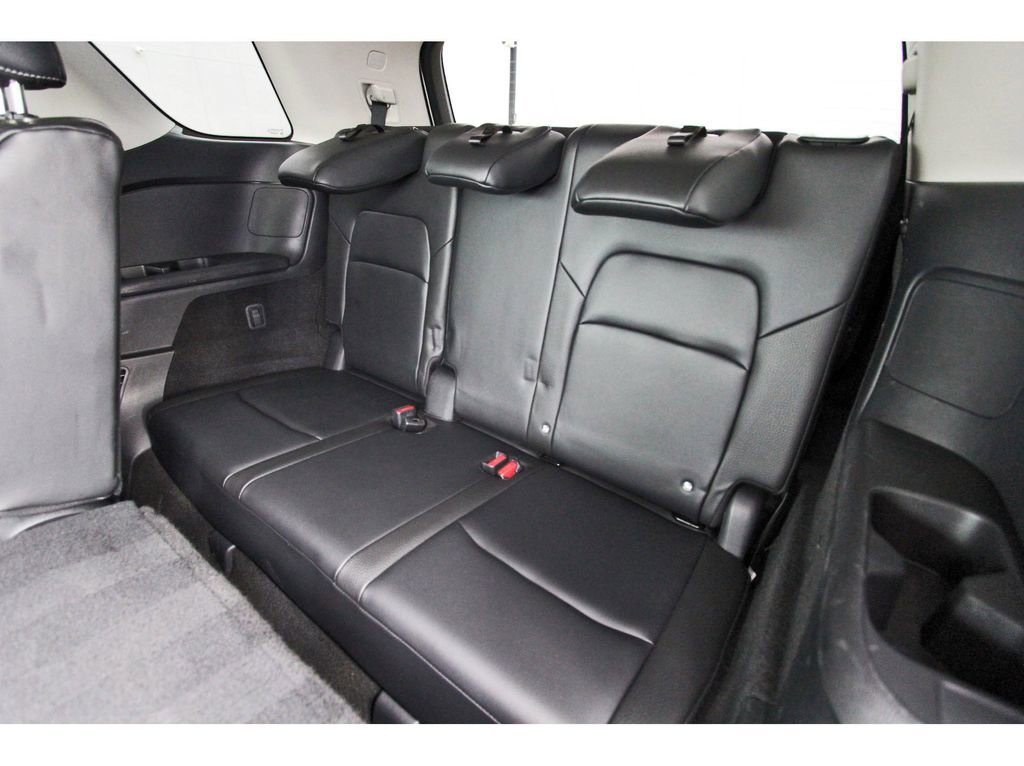 Used 2023 Nissan Pathfinder SL FWD image 13
