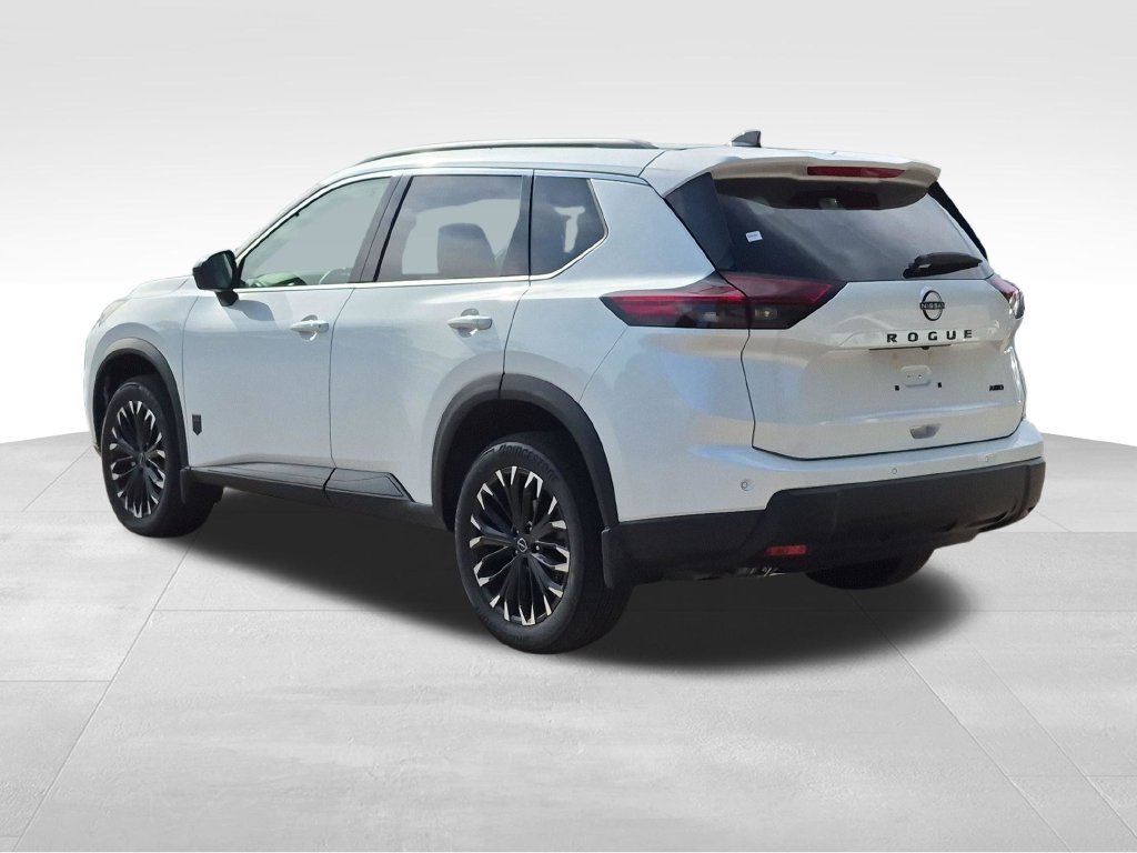 New 2026 Nissan Rogue Dark Armor AWD/4WD image 12