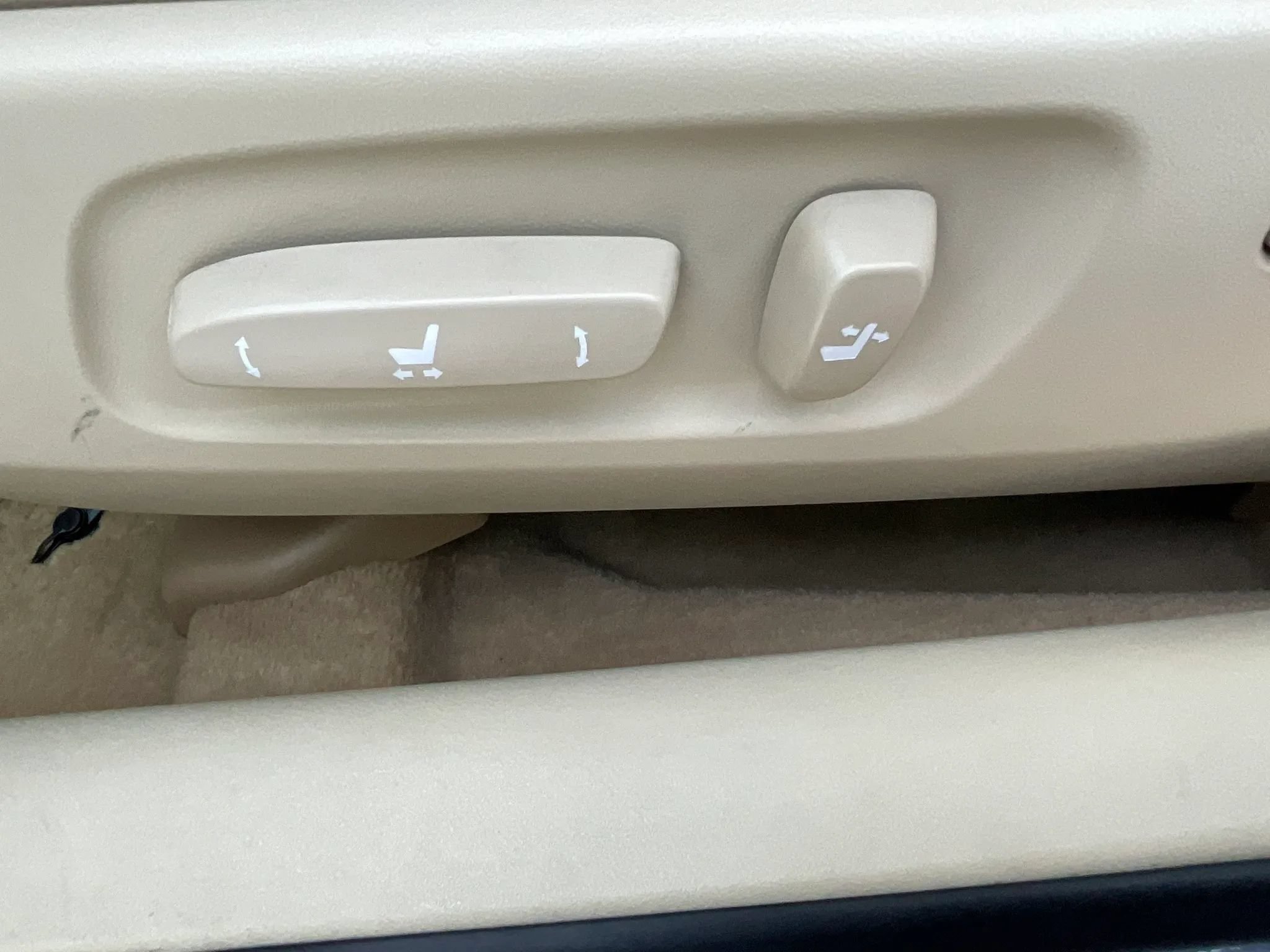 Used 2011 Lexus ES 350 FWD image 29