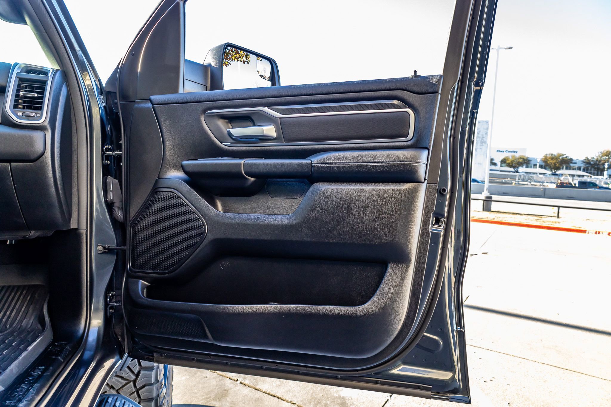 Used 2025 RAM 1500 Lone Star image 38