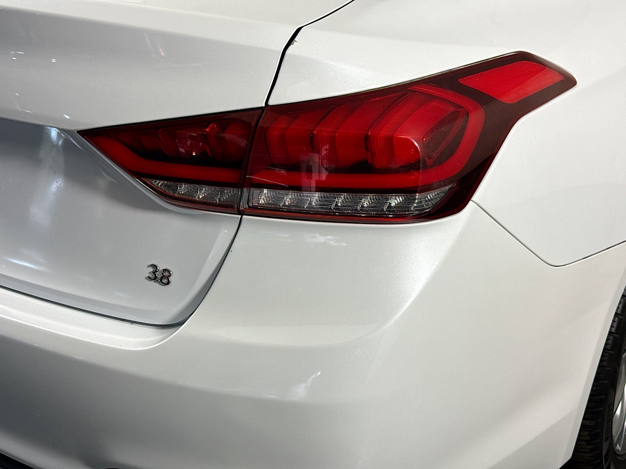 Used 2016 Hyundai Genesis 3.8 RWD image 34