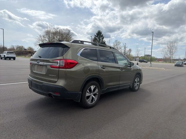 Used 2023 Subaru Ascent Premium image 6