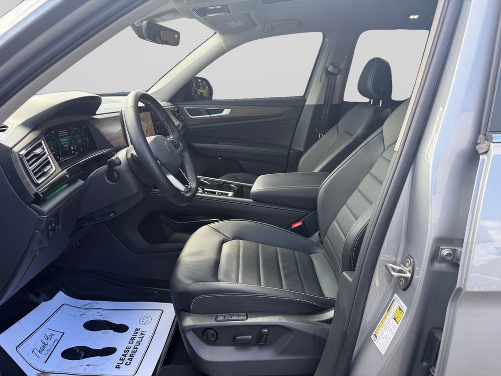Used 2025 Volkswagen Atlas SEL AWD/4WD image 10