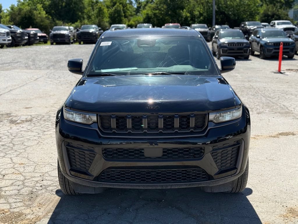 New 2026 Jeep Grand Cherokee Altitude AWD/4WD image 3