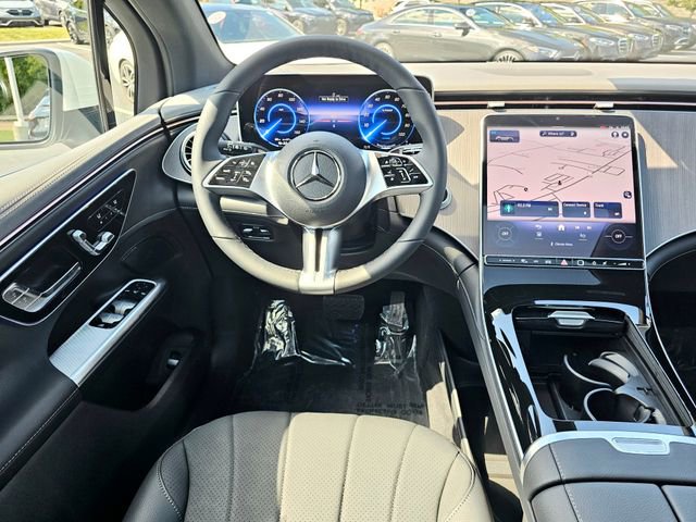 New 2026 Mercedes-Benz EQE 320 4MATIC SUV image 31