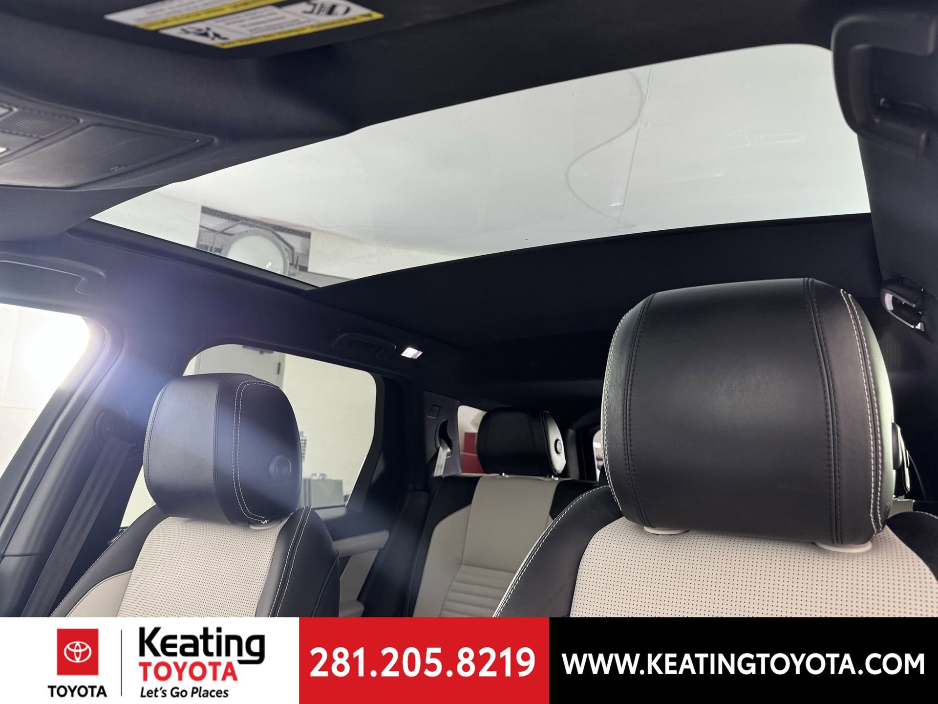 Used 2020 Land Rover Discovery Sport SE R-Dynamic image 20