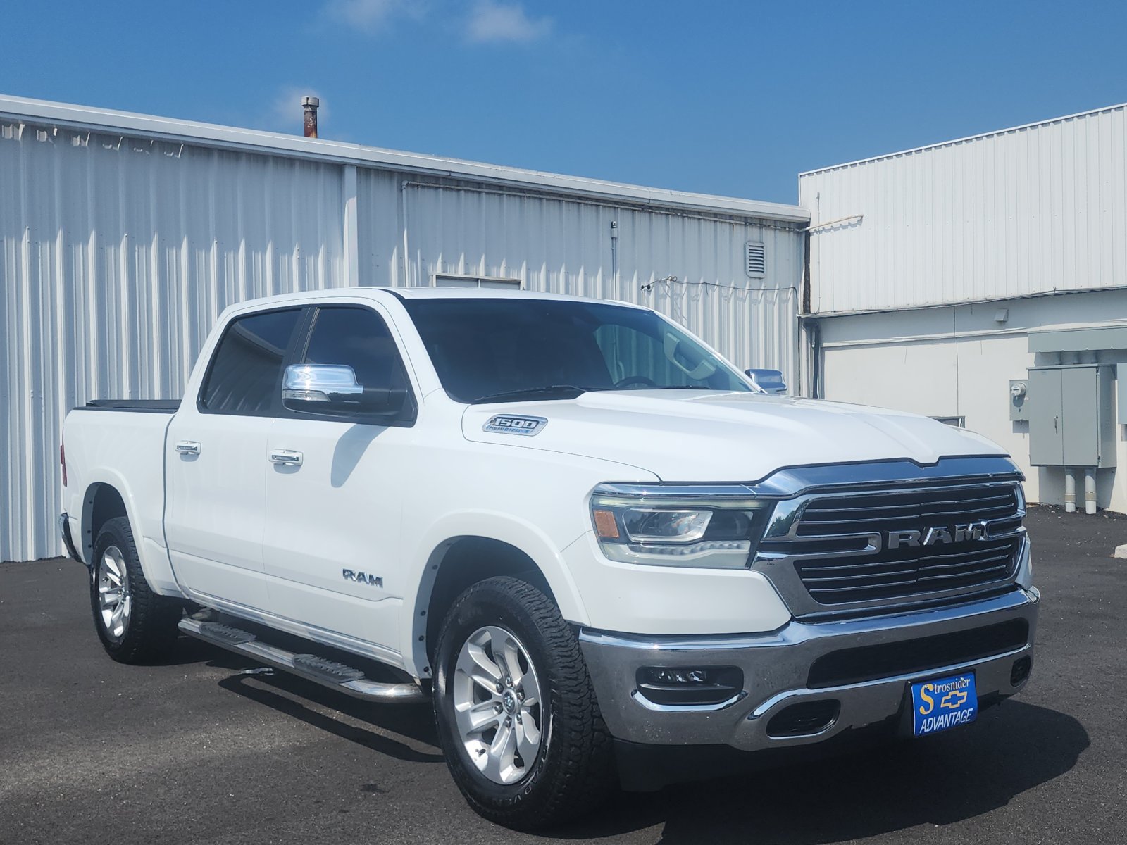 Used 2022 RAM 1500 Laramie AWD/4WD image 7