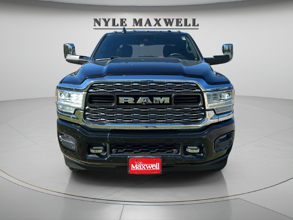 Used 2019 RAM 3500 Limited w/ Max Tow Package AWD/4WD image 9