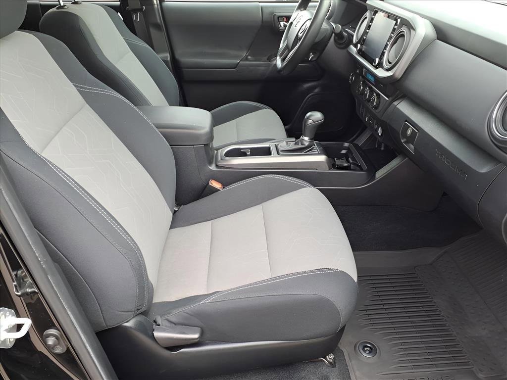 Used 2022 Toyota Tacoma SR5 image 15