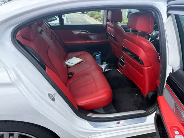 Used 2018 BMW 750i RWD image 34