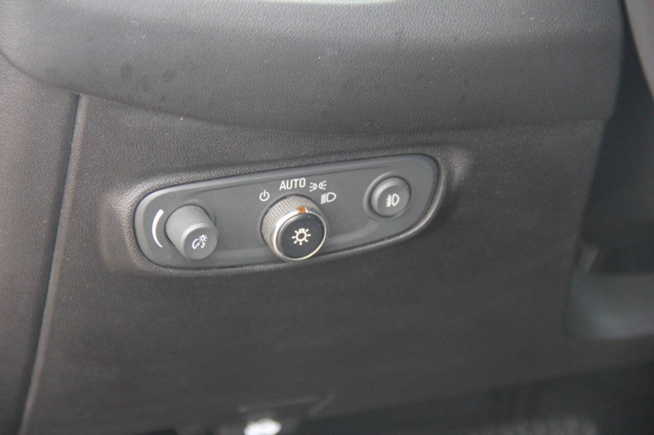 Used 2020 Chevrolet Equinox LT AWD/4WD image 27