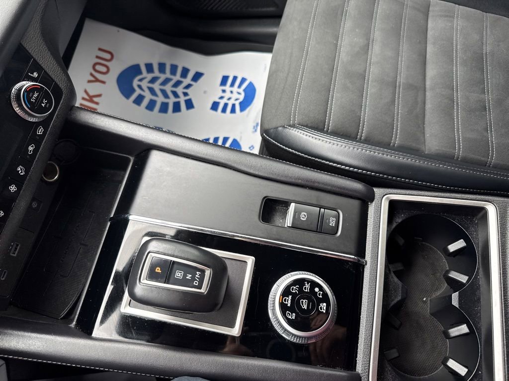 Used 2024 Mitsubishi Outlander SE image 29