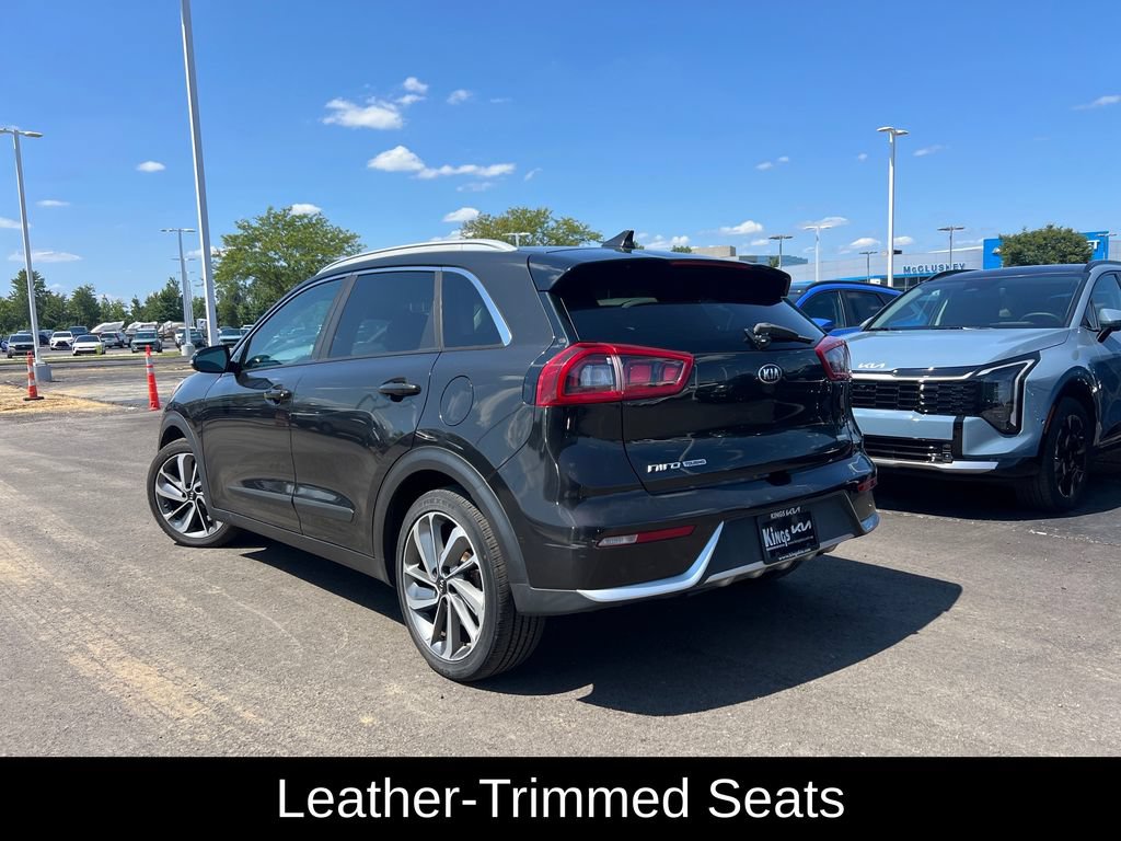 Used 2017 Kia Niro Touring w/ Advanced Technology Package FWD image 5