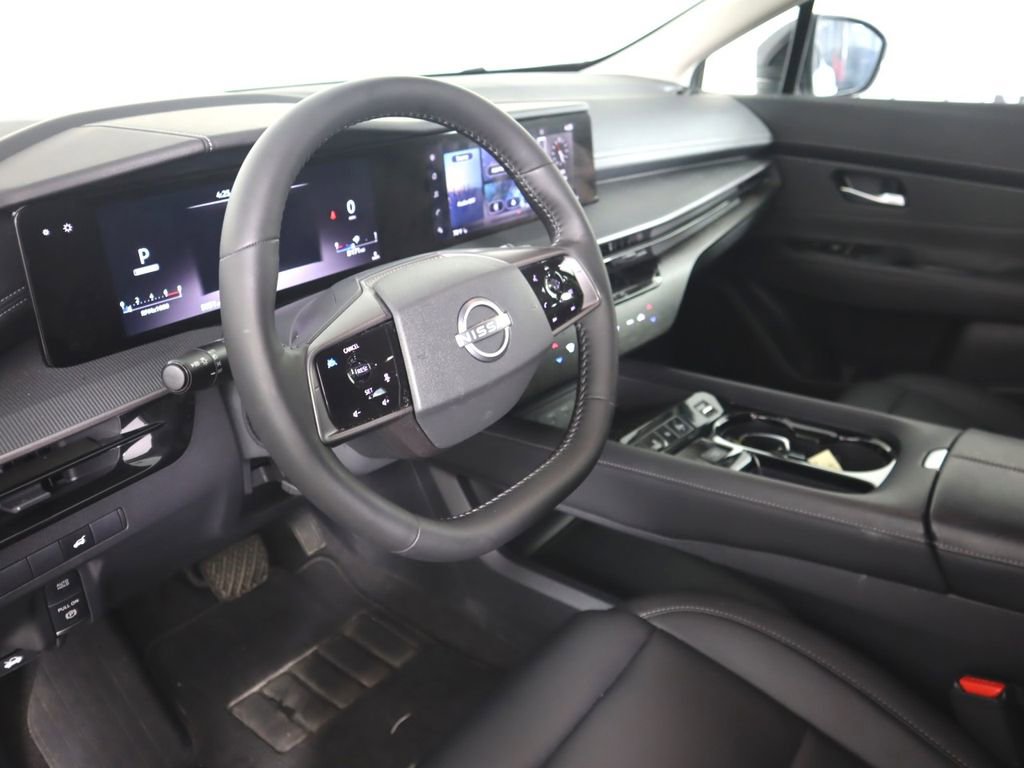 Used 2025 Nissan Murano SV AWD/4WD image 9
