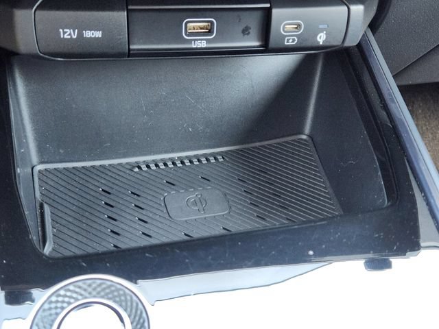 Certified 2024 Kia Niro Wind FWD image 20