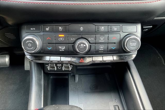 Used 2023 Dodge Durango R/T RWD image 17