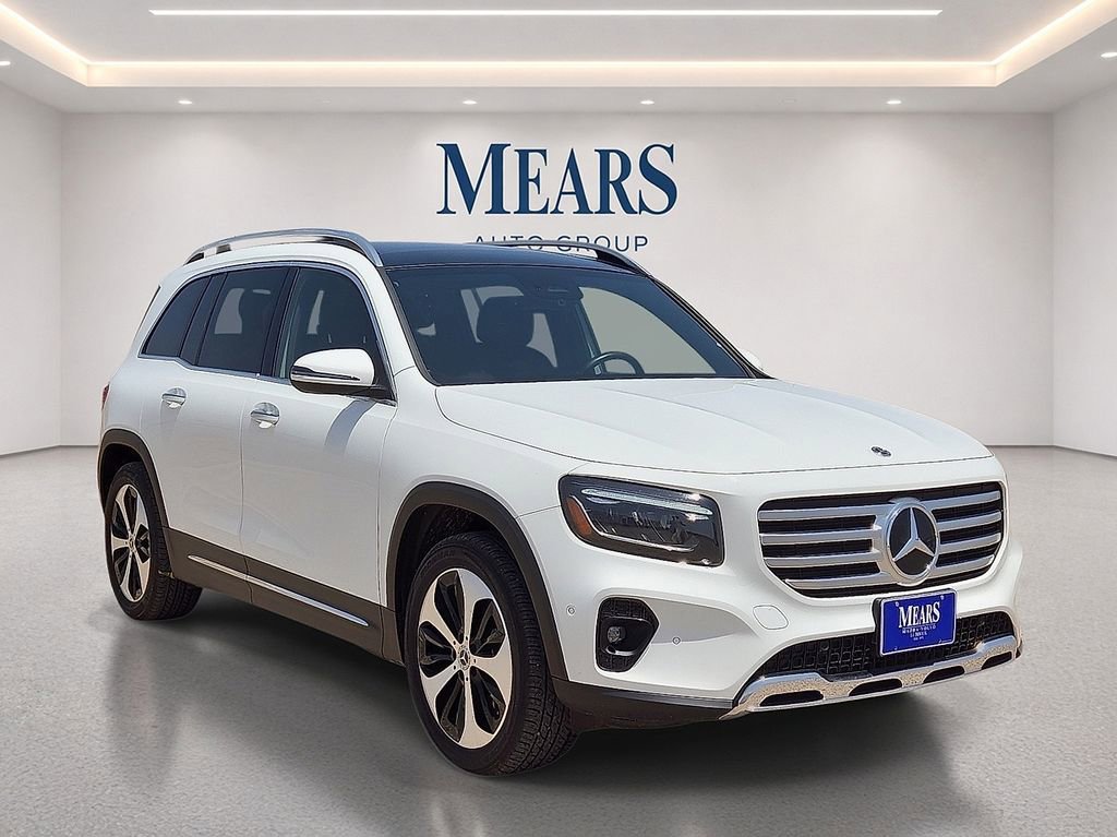 Used 2025 Mercedes-Benz GLB 250 4MATIC image 7