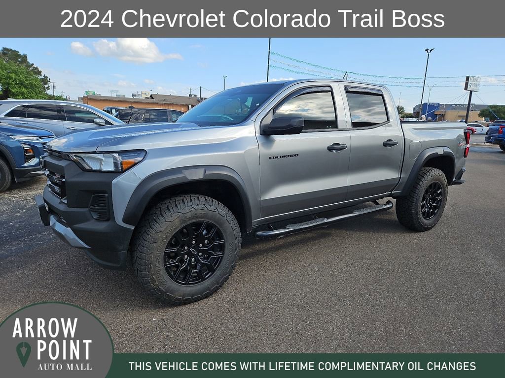 Used 2024 Chevrolet Colorado Trail Boss w/ Advanced Trailering Package image 5
