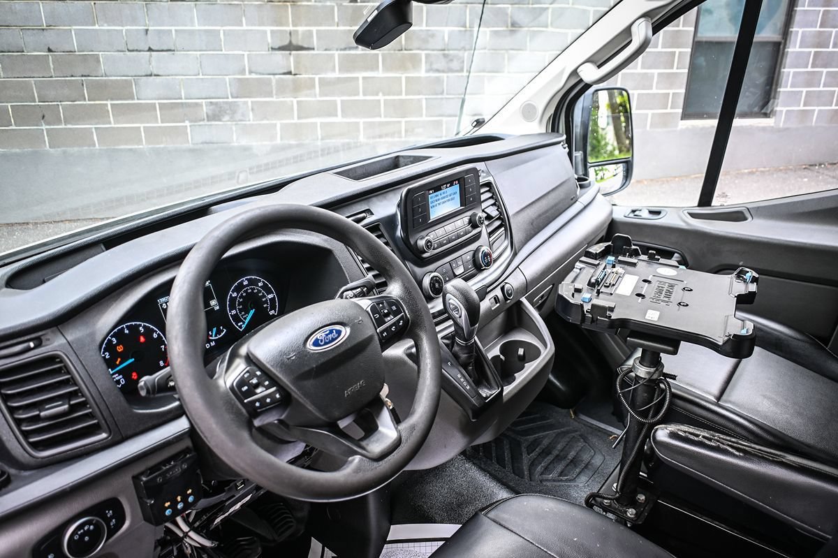 Used 2020 Ford Transit 250 Low Roof RWD image 9