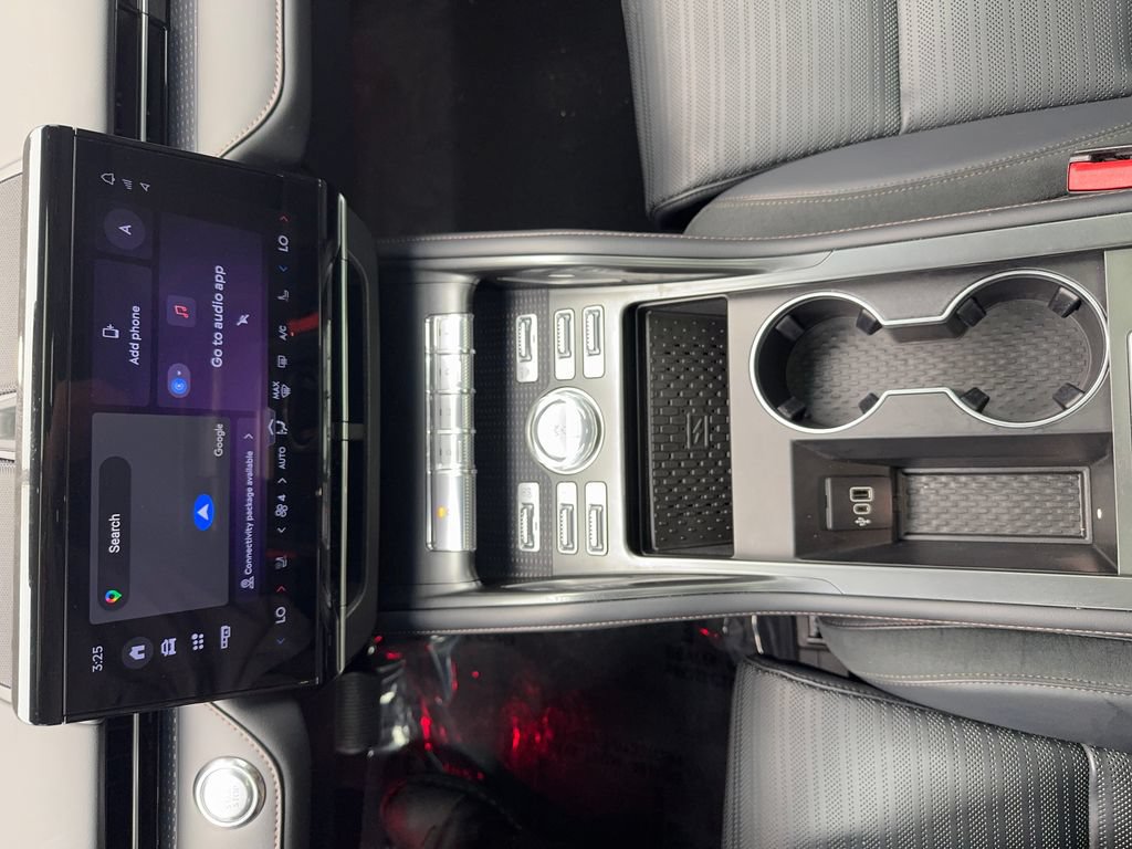 Used 2024 Lincoln Nautilus Reserve w/ Equipment Group 203A AWD/4WD image 43
