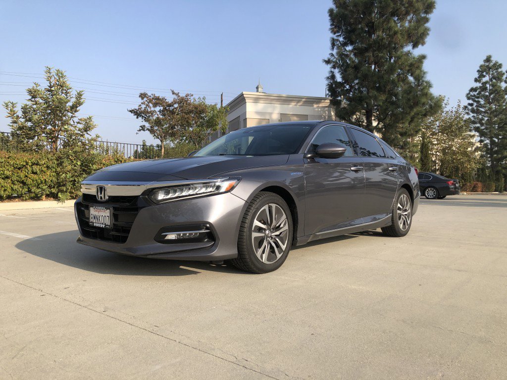 Used 2020 Honda Accord Touring image 1