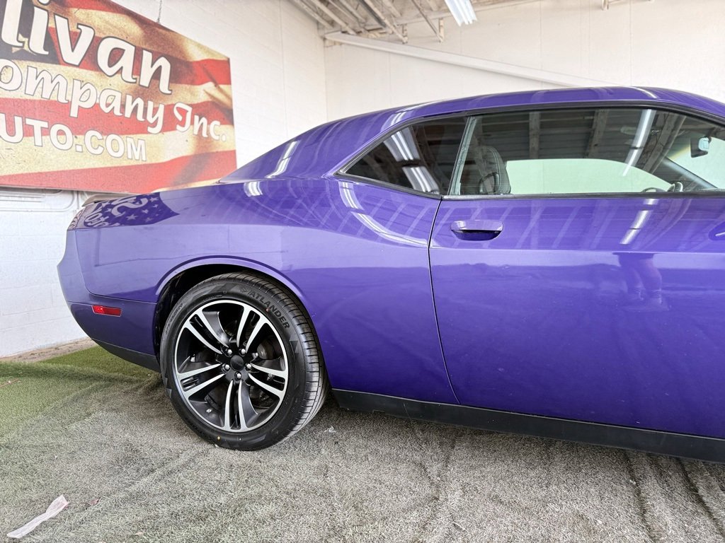 Used 2013 Dodge Challenger SRT8 Core image 5