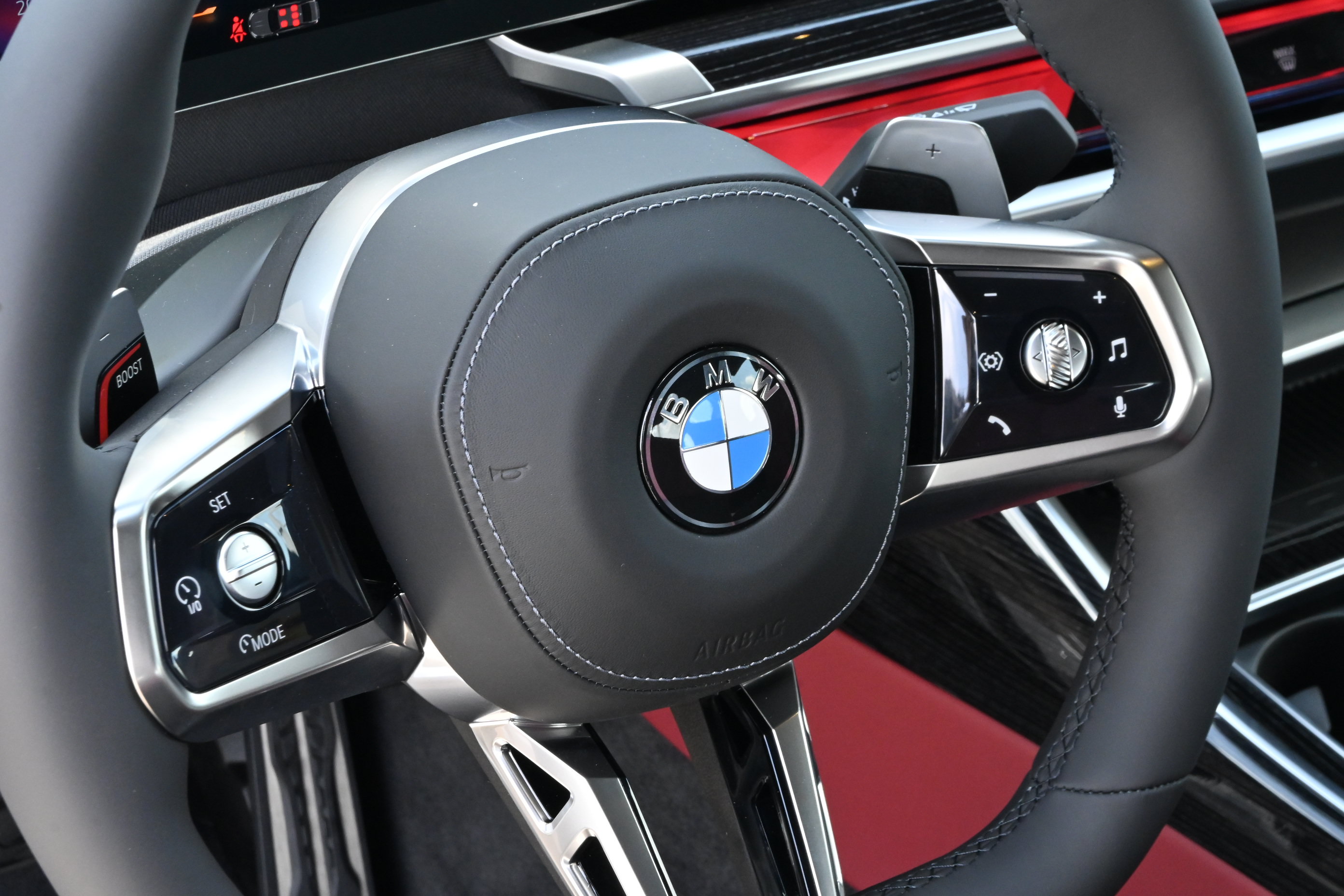 Used 2026 BMW 740i RWD image 30