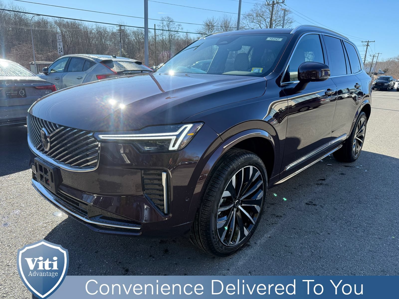 New 2026 Volvo XC90 B5 Plus w/ Protection Package Premier AWD/4WD image 4