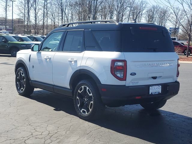 Certified 2024 Ford Bronco Sport Outer Banks w/ Tech Package AWD/4WD image 4