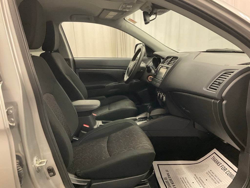 Used 2024 Mitsubishi Outlander Sport ES AWD/4WD image 30