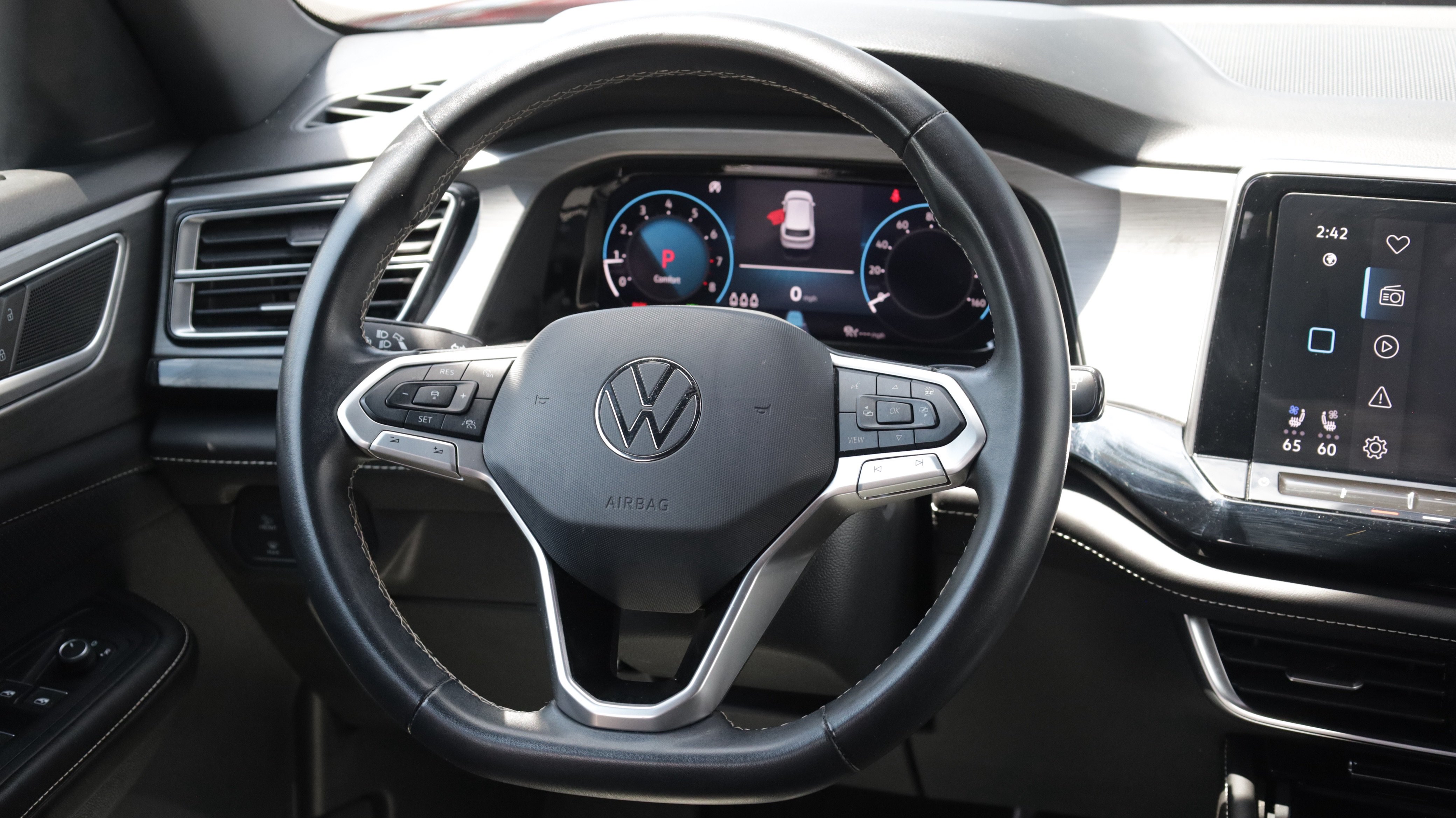 Used 2024 Volkswagen Atlas Cross Sport SE AWD/4WD image 7