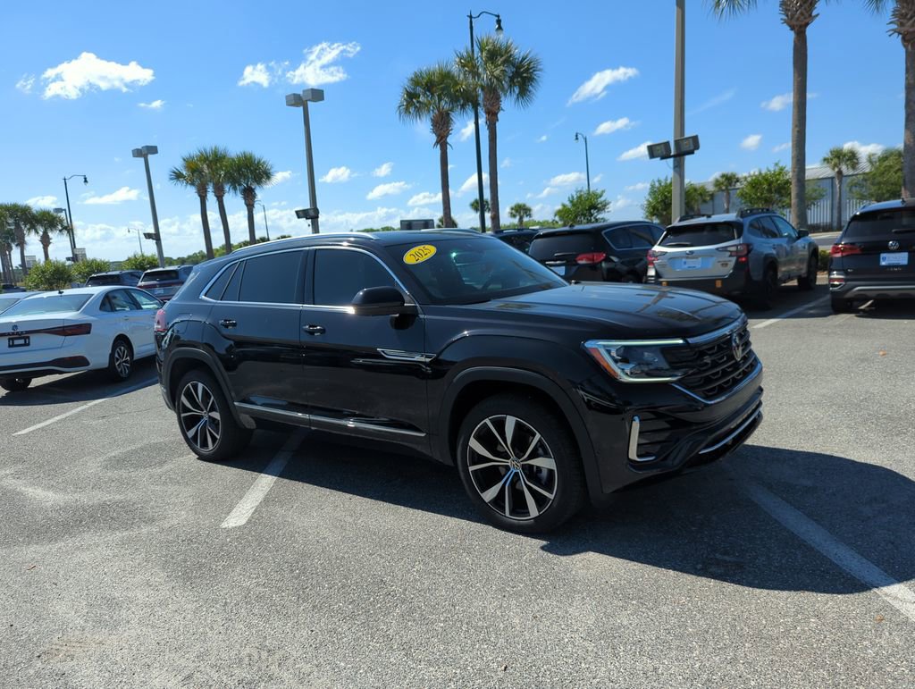 New 2025 Volkswagen Atlas Cross Sport SEL Premium R-Line image 1