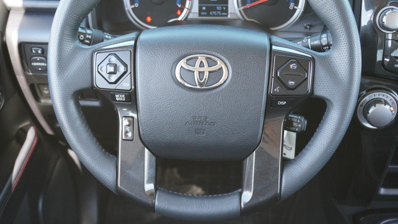 Used 2019 Toyota 4Runner TRD Off-Road AWD/4WD image 28