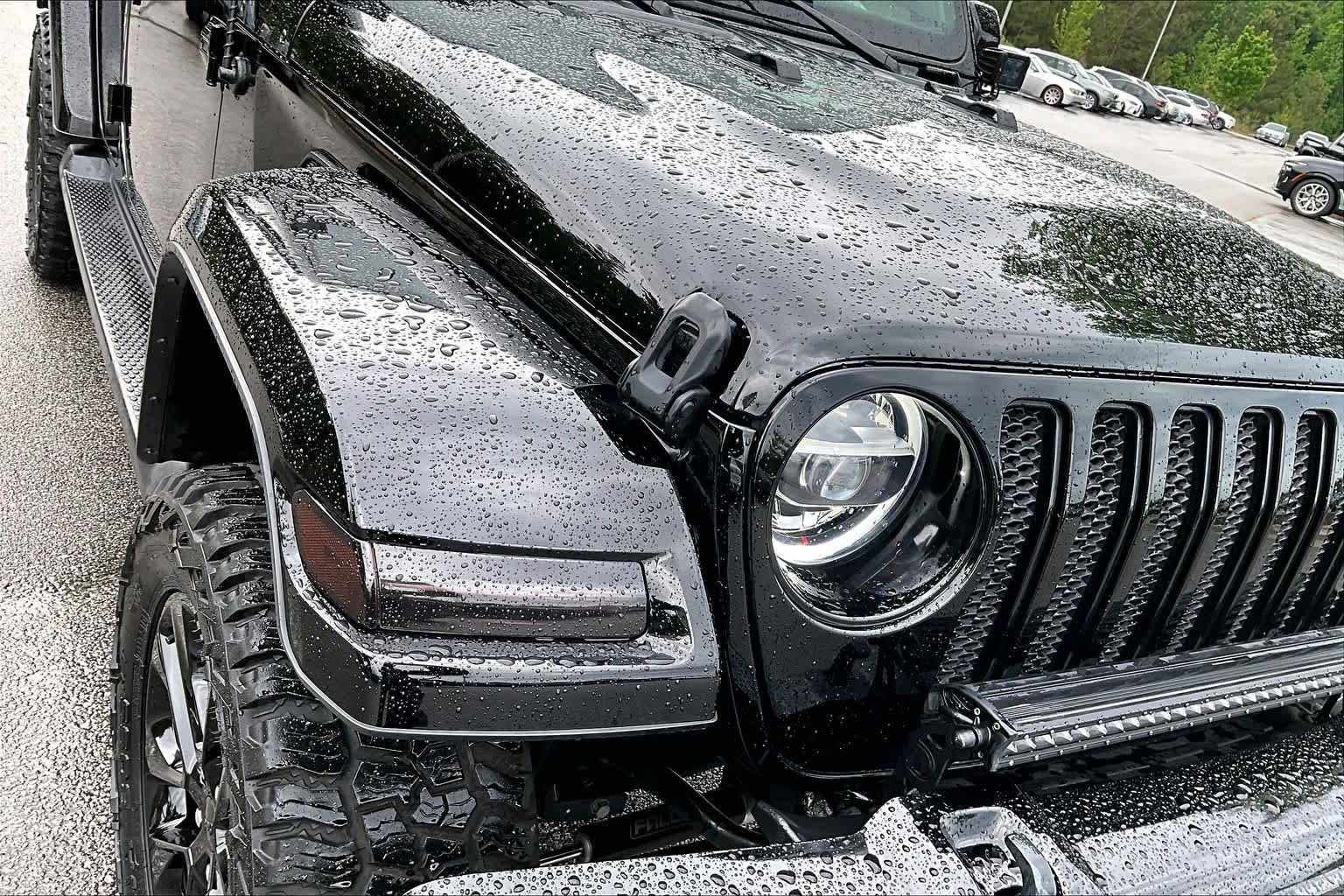 Used 2021 Jeep Wrangler Unlimited Sahara AWD/4WD image 29
