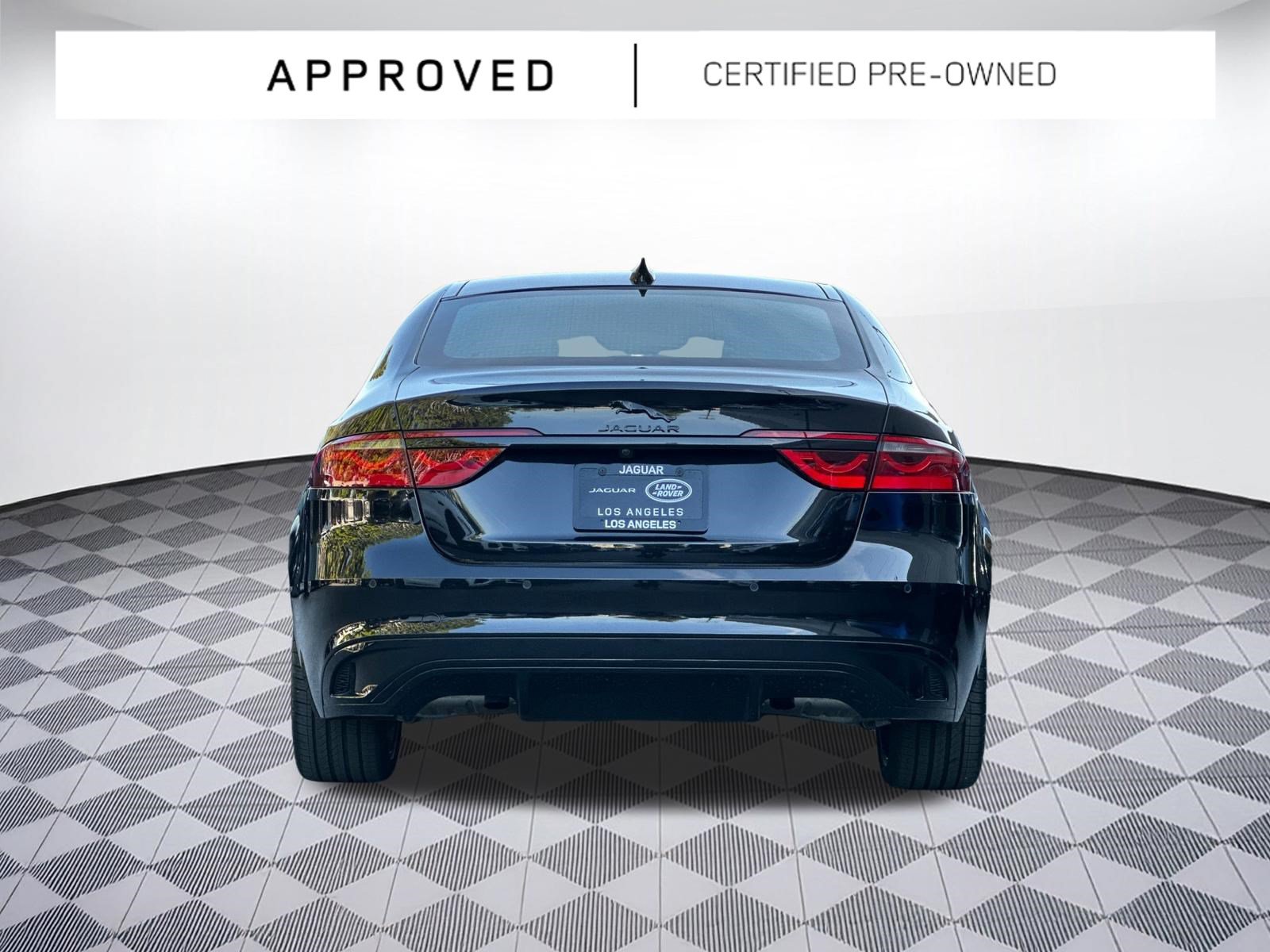 Used 2024 Jaguar XF R-Dynamic SE AWD/4WD image 10