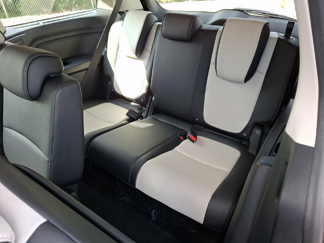 Used 2025 Honda Odyssey Elite image 14