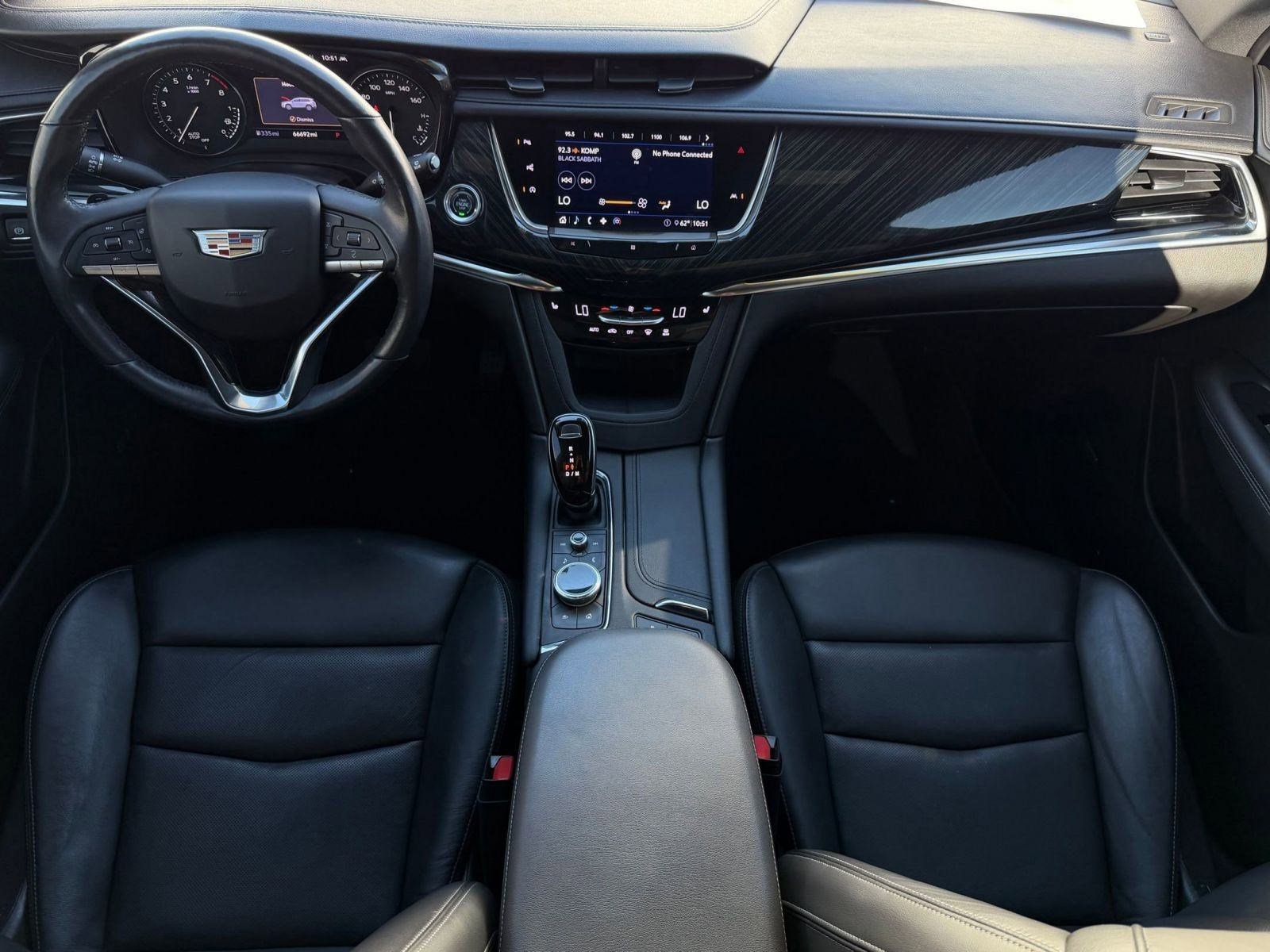 Used 2020 Cadillac XT6 Premium Luxury image 14